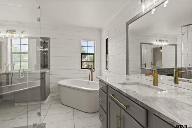 2713 Sleepy Hollow, Mt Pleasant, TX 75455