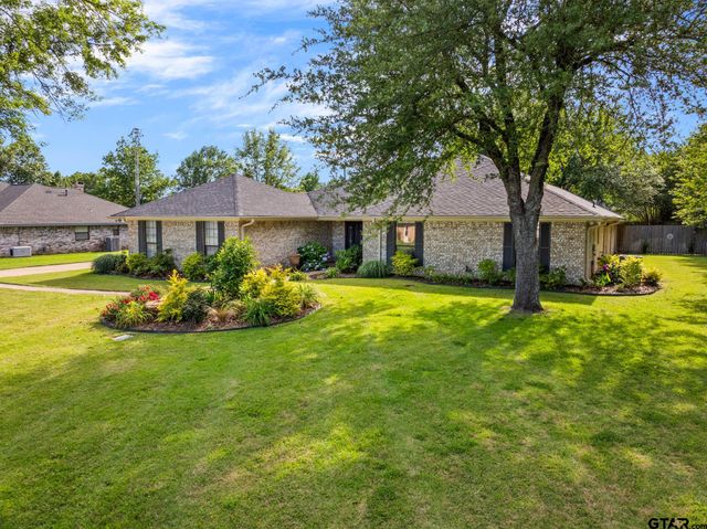 2713 Sleepy Hollow, Mt Pleasant, TX 75455