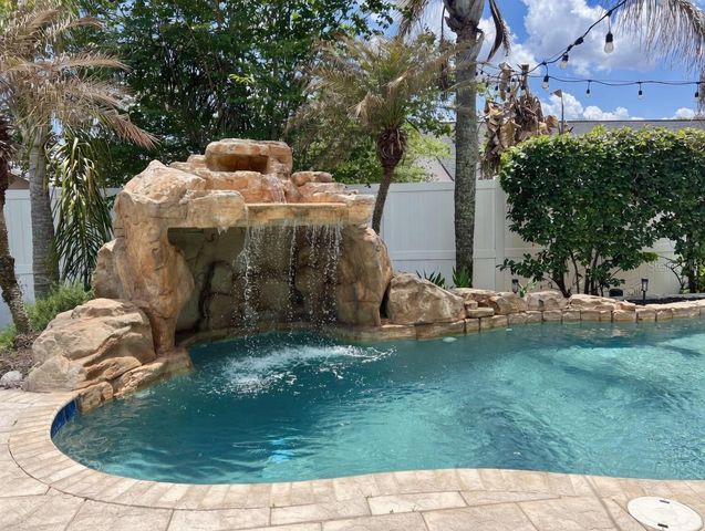 1151 NEEDLEWOOD LOOP, Oviedo, FL 32765