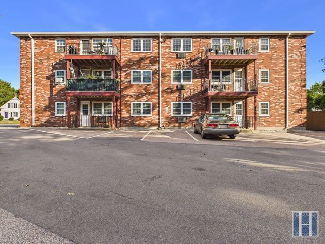 445 Pleasant Street 21, Weymouth, MA 02190