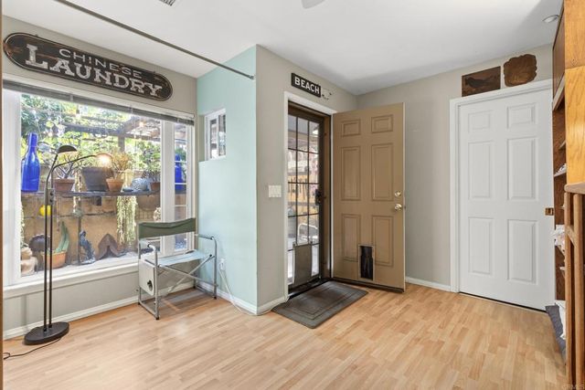 1869 Robinson Ave, San Diego, CA 92103