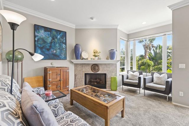 1869 Robinson Ave, San Diego, CA 92103