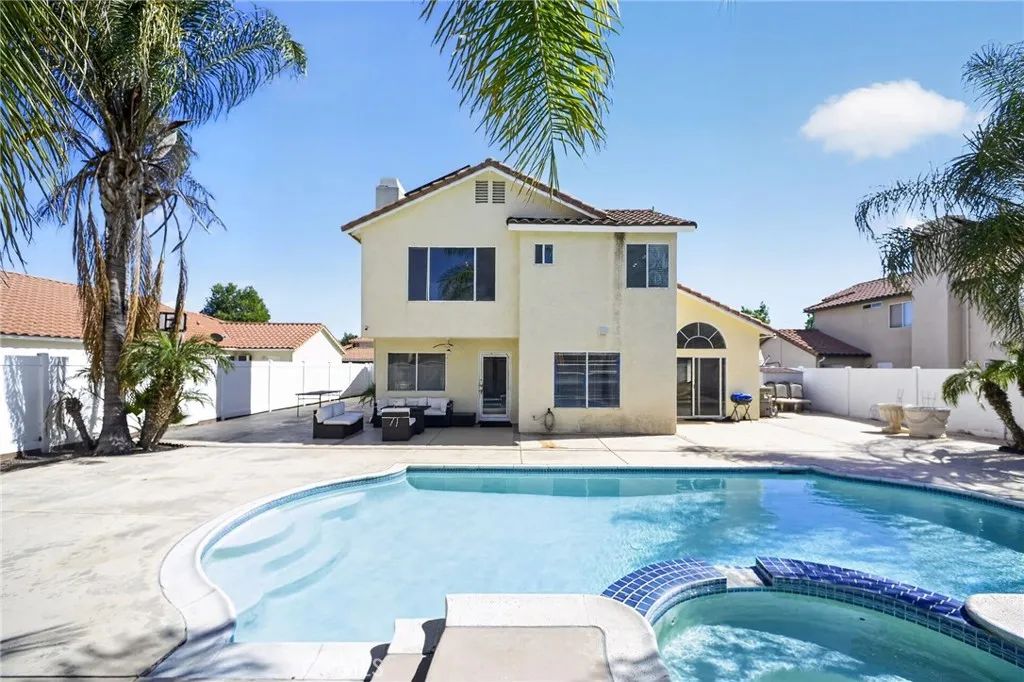 42806 Avenida Tigre, Hemet, CA 92544