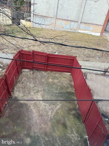 1904 MOSHER ST, Baltimore, MD 21217