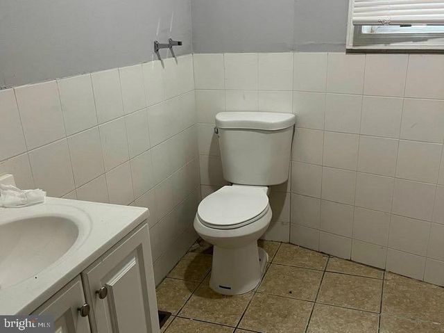 1904 MOSHER ST, Baltimore, MD 21217