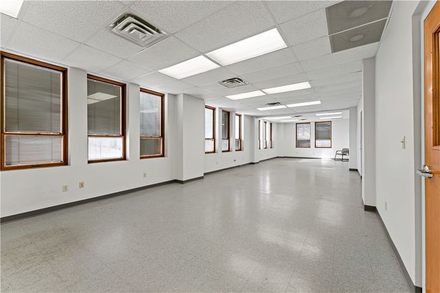 664 Linden Ave, E Pittsburgh, PA 15112