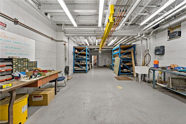 664 Linden Ave, E Pittsburgh, PA 15112