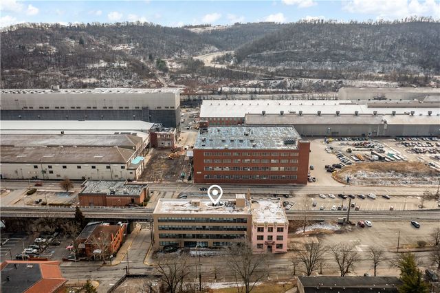 664 Linden Ave, E Pittsburgh, PA 15112