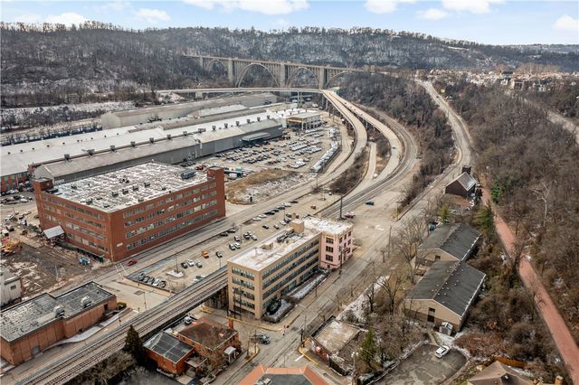 664 Linden Ave, E Pittsburgh, PA 15112