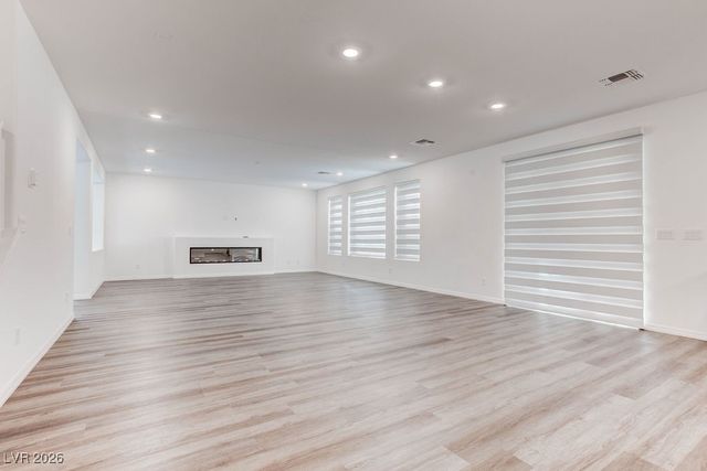 10269 Lofty Knoll Street, Las Vegas, NV 89141