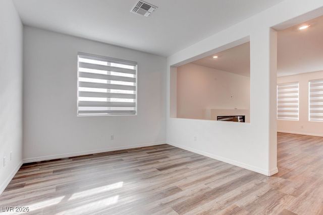 10269 Lofty Knoll Street, Las Vegas, NV 89141