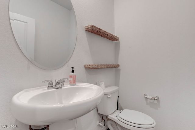 10269 Lofty Knoll Street, Las Vegas, NV 89141