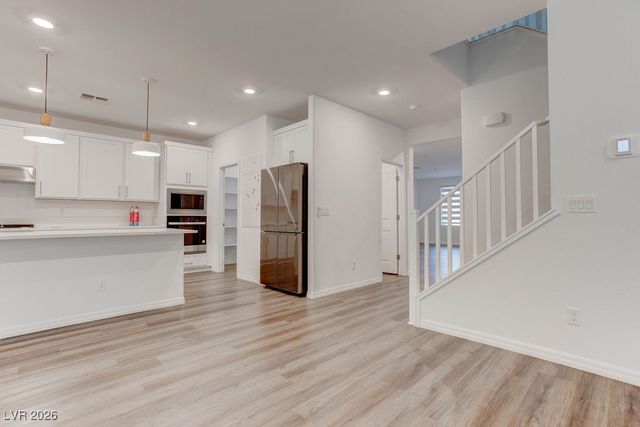 10269 Lofty Knoll Street, Las Vegas, NV 89141