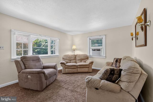 1720 UPPER STATE RD, Doylestown, PA 18901