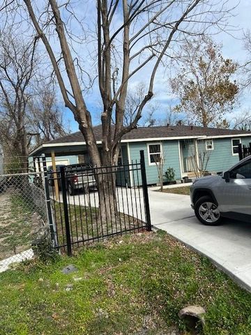 1805 Chamberlain Street, Houston, TX 77093