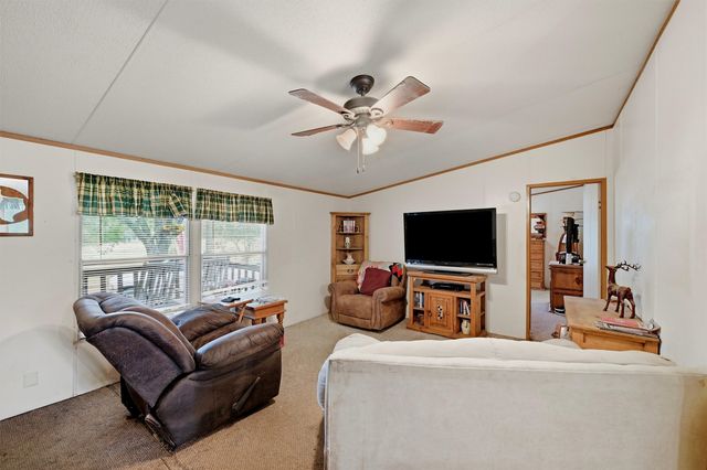 2449 County Road 1215, Savoy, TX 75479