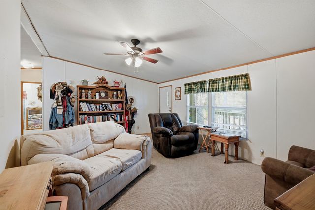 2449 County Road 1215, Savoy, TX 75479