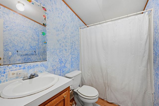 2449 County Road 1215, Savoy, TX 75479