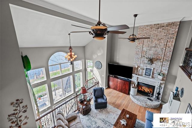 9609 E Vista Drive, Hillsboro, MO 63050