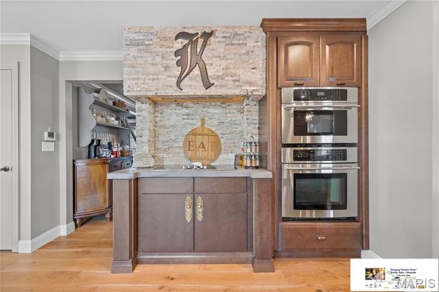 9609 E Vista Drive, Hillsboro, MO 63050