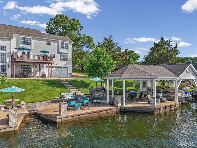 9609 E Vista Drive, Hillsboro, MO 63050