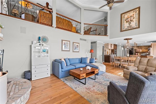 9609 E Vista Drive, Hillsboro, MO 63050