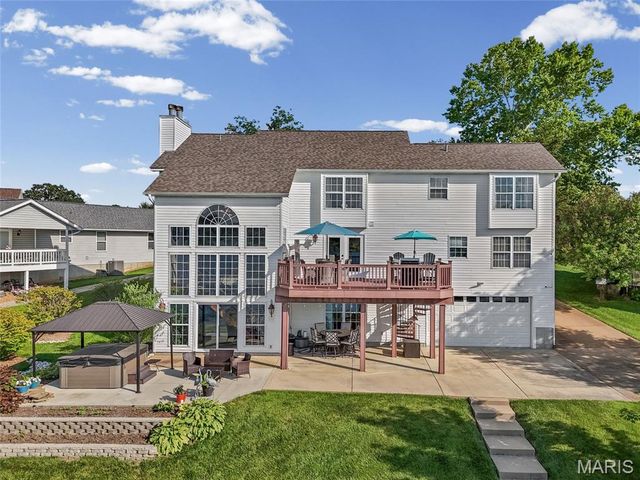 9609 E Vista Drive, Hillsboro, MO 63050