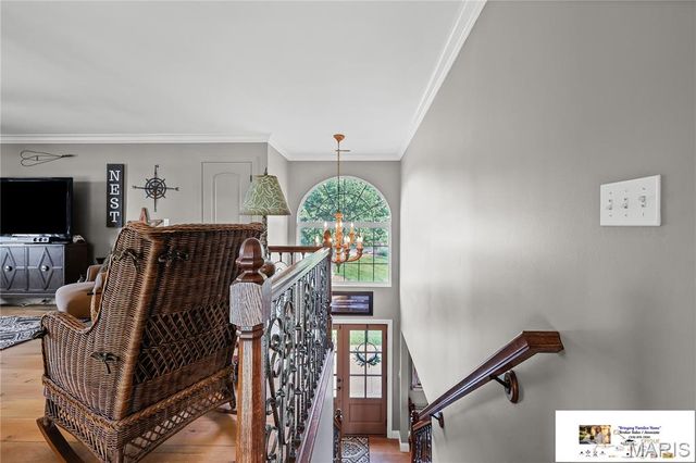 9609 E Vista Drive, Hillsboro, MO 63050