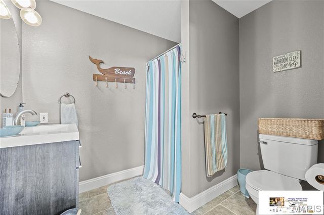 9609 E Vista Drive, Hillsboro, MO 63050