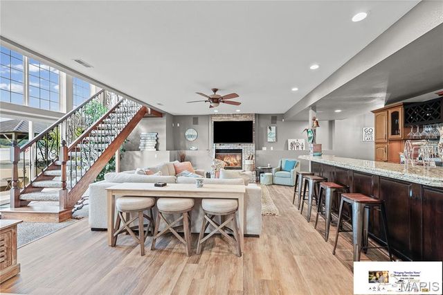 9609 E Vista Drive, Hillsboro, MO 63050