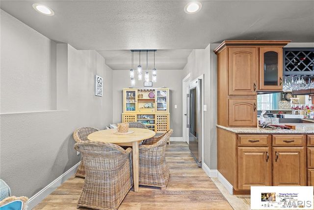 9609 E Vista Drive, Hillsboro, MO 63050