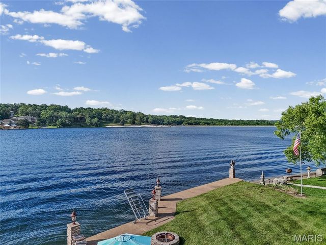 9609 E Vista Drive, Hillsboro, MO 63050