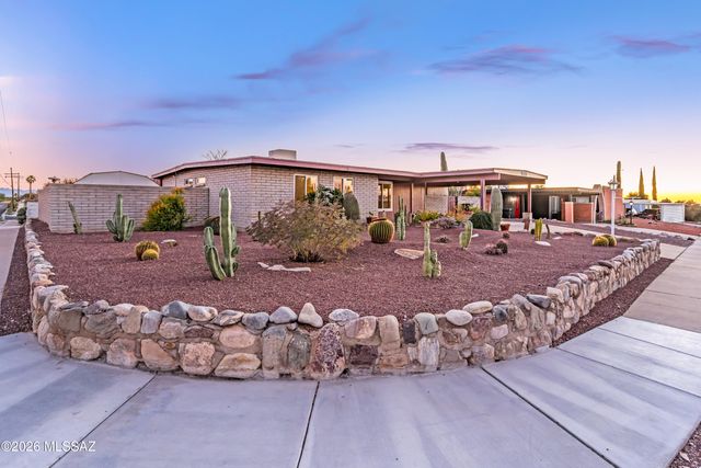 9880 E Mary Drive, Tucson, AZ 85730