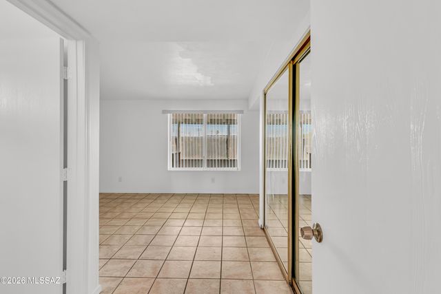 9880 E Mary Drive, Tucson, AZ 85730