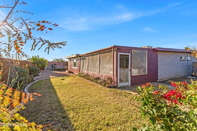 9880 E Mary Drive, Tucson, AZ 85730