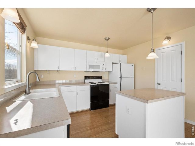 819 Thornwood Circle, Longmont, CO 80503