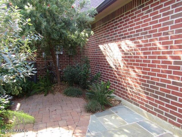 201 Grand Pointe Boulevard, Lafayette, LA 70508