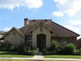 201 Grand Pointe Boulevard, Lafayette, LA 70508
