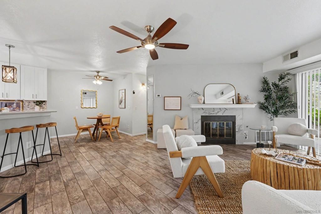7287 Camino Degrazia 2, San Diego, CA 92111 — photo 5
