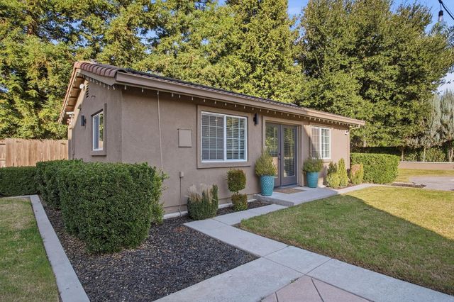 1980 Wyndfair Dr, Turlock, CA 95382