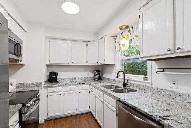 530 Blenheim Road, Columbus, OH 43214