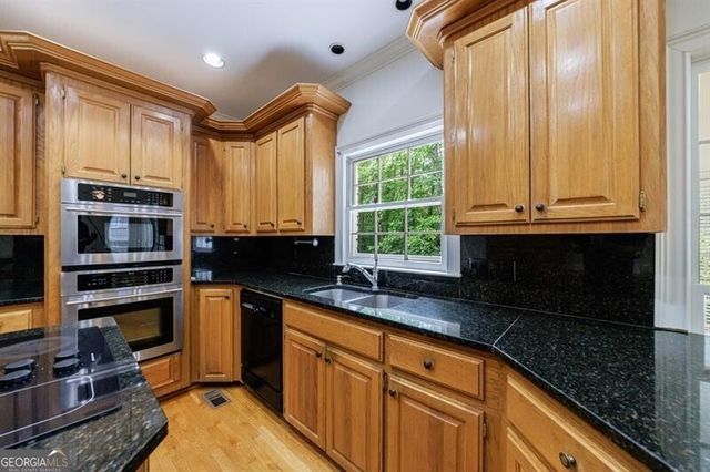 1730 Point Pleasant SE, Smyrna, GA 30080