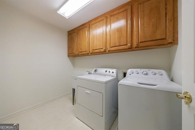 1730 Point Pleasant SE, Smyrna, GA 30080