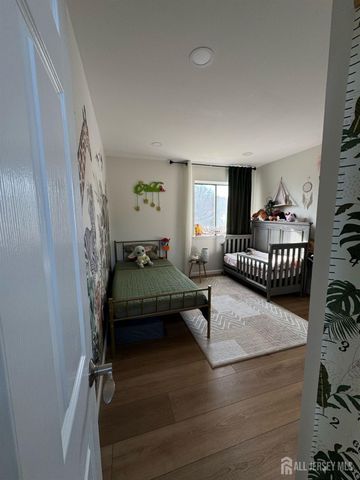 26 front ct Court, Old Bridge, NJ 08857