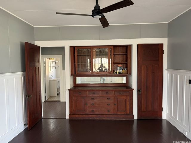1224 Koko Head Avenue, Honolulu, HI 96816