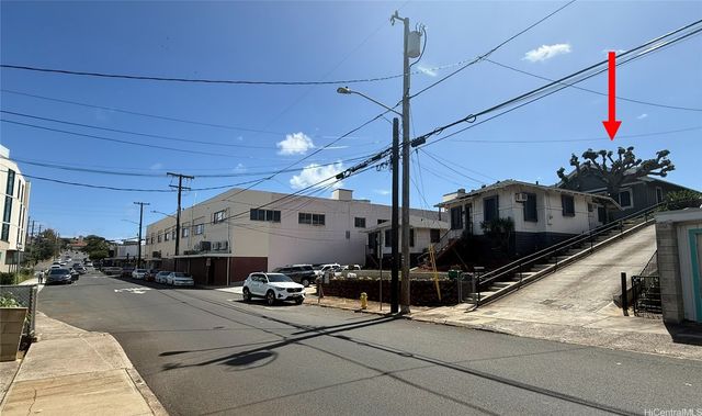 1224 Koko Head Avenue, Honolulu, HI 96816