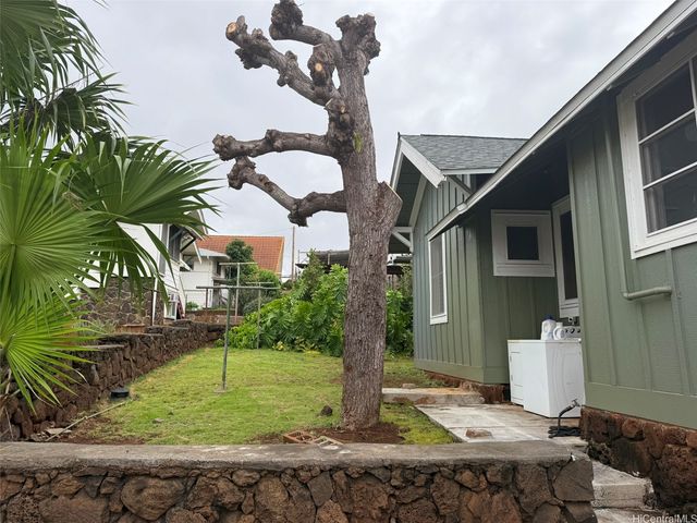 1224 Koko Head Avenue, Honolulu, HI 96816