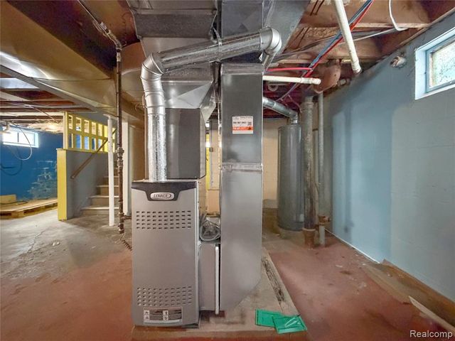 839 Barrie Avenue, Flint, MI 48507