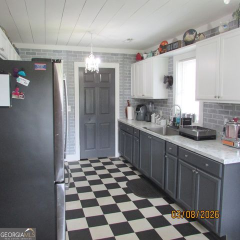 115 S Pine, Trion, GA 30753