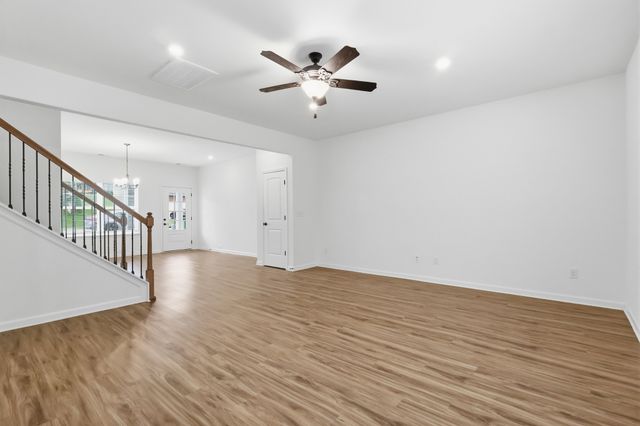 2984 Timewinder Way, Columbia, TN 38401